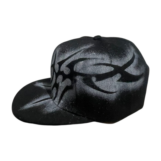 EMPERATRIZ DE CORAZONES - SNAPBACK